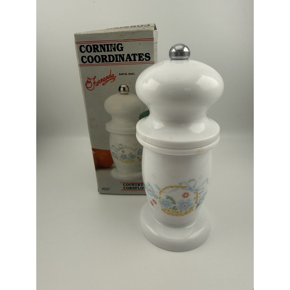 Corelle Coordinates Country Cornflower Plastic Pepper Mill 5.375" tall w/ Box
